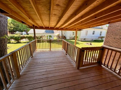 Tiny photo for 622 N Monroe Street, Clinton, IL 61727 (MLS # 12588172)
