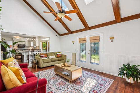 Tiny photo for 1559 Abbotsford Drive, Naperville, IL 60563 (MLS # 12648335)