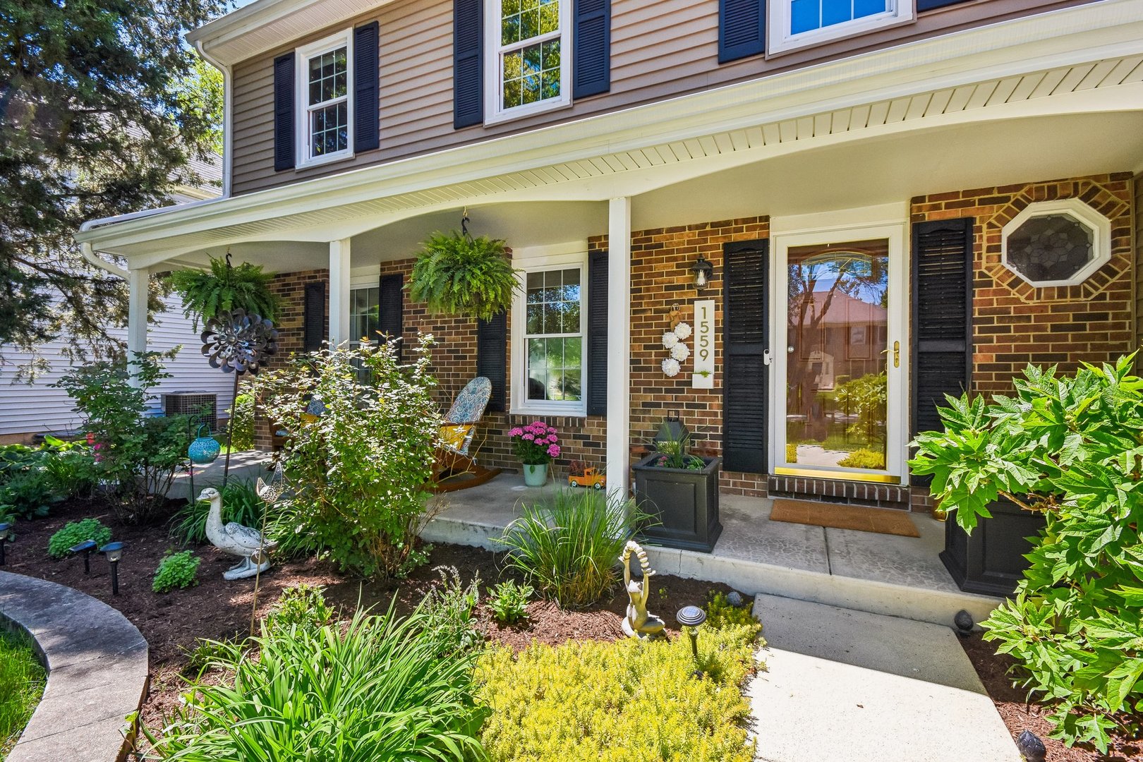 1559 Abbotsford Drive