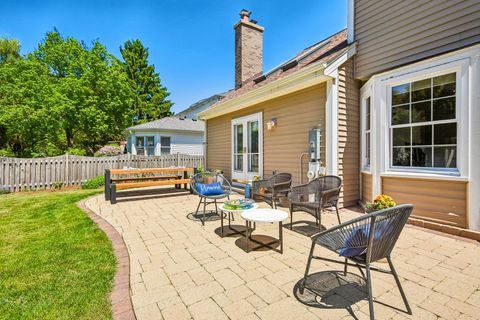 Tiny photo for 1559 Abbotsford Drive, Naperville, IL 60563 (MLS # 12648335)