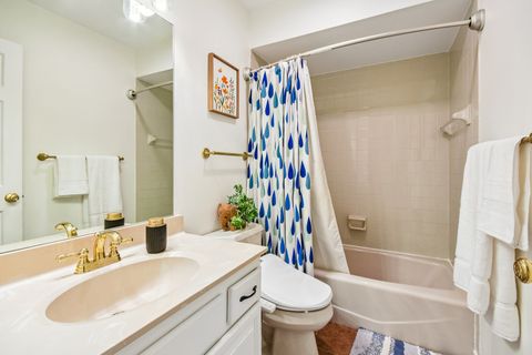 Tiny photo for 1559 Abbotsford Drive, Naperville, IL 60563 (MLS # 12648335)