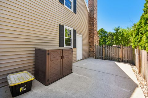 Tiny photo for 1559 Abbotsford Drive, Naperville, IL 60563 (MLS # 12648335)