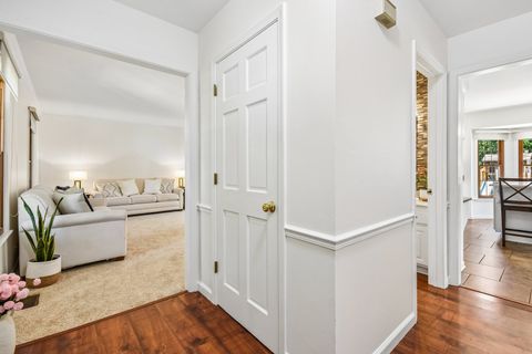 Tiny photo for 1559 Abbotsford Drive, Naperville, IL 60563 (MLS # 12648335)