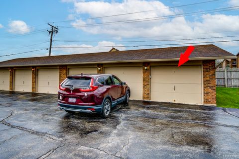 Tiny photo for 16807 81st Avenue #1S, Tinley Park, IL 60477 (MLS # 12626055)