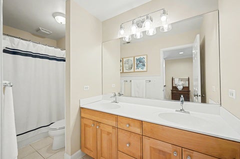 Tiny photo for Glen Ellyn, IL 60137 (MLS # 12482215)
