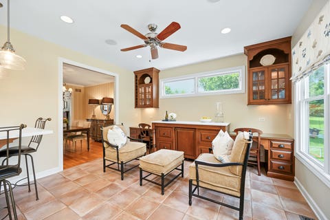 Tiny photo for Glen Ellyn, IL 60137 (MLS # 12482215)