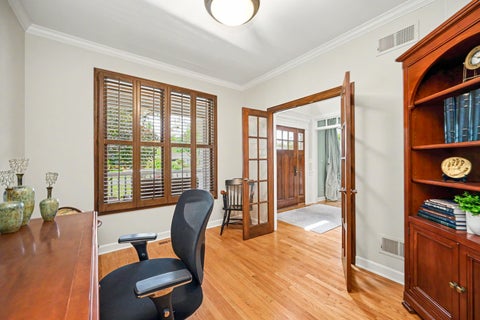 Tiny photo for Glen Ellyn, IL 60137 (MLS # 12482215)