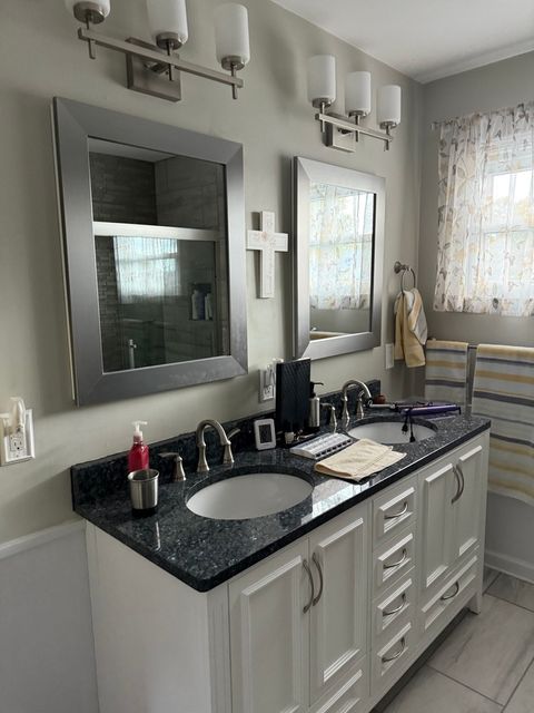 Tiny photo for 1909 W Laurel Street, Freeport, IL 61032 (MLS # 12480483)