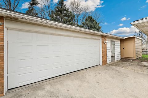 Tiny photo for 214 N Hunter Street, Thornton, IL 60476 (MLS # 12614738)