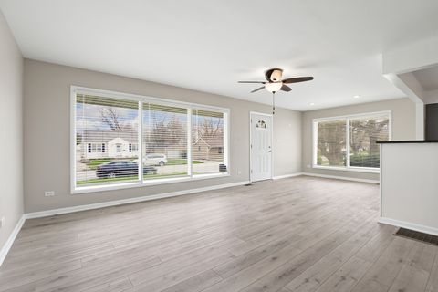 Tiny photo for 214 N Hunter Street, Thornton, IL 60476 (MLS # 12614738)