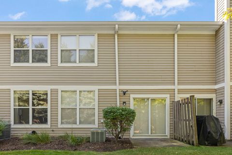 Tiny photo for 2911 Dearborn Court, Naperville, IL 60563 (MLS # 12520962)