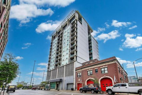 700 W Van Buren Street 1301 Chicago IL 60607