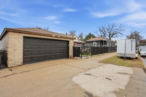 Tiny photo for 1900 N Kenneth Avenue, Chicago, IL 60639 (MLS # 12596600)