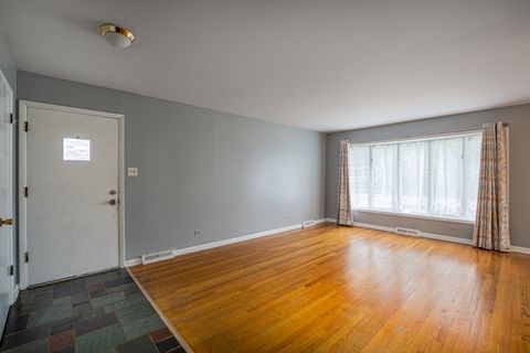 Tiny photo for 2323 Clyde Terrace, Homewood, IL 60430 (MLS # 12567682)