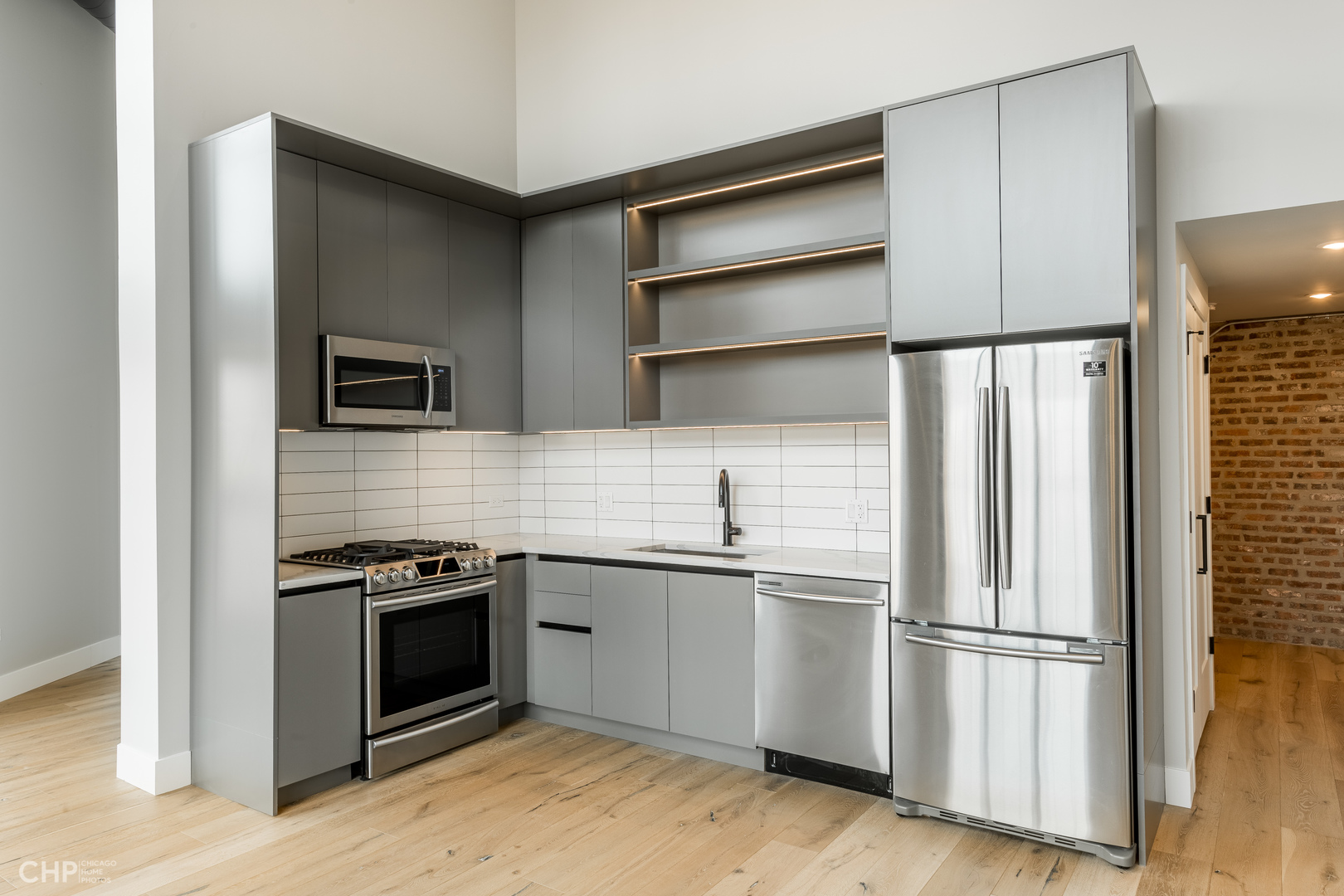 729 N Sangamon Street 410