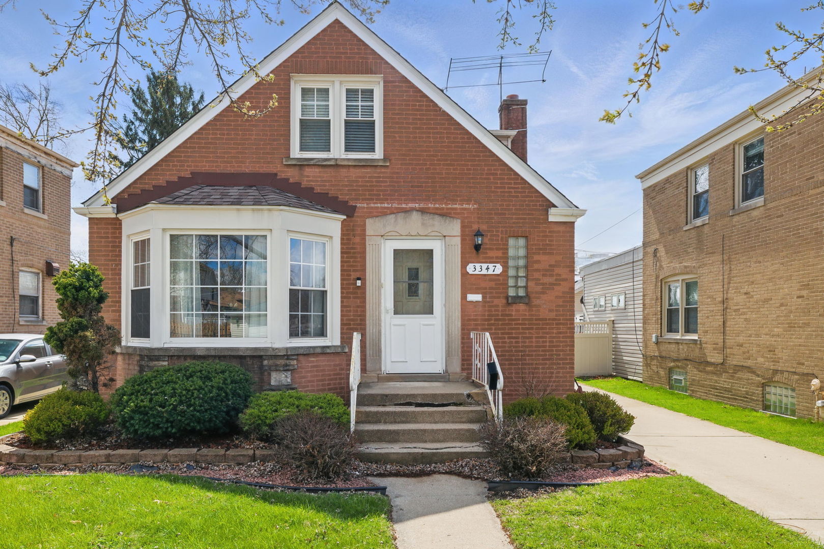 3347 W 112th Place