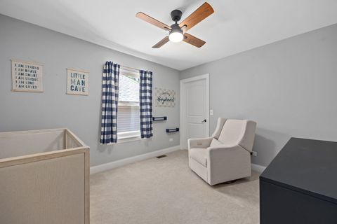 Tiny photo for 5810 Washington Street, Downers Grove, IL 60516 (MLS # 12672907)