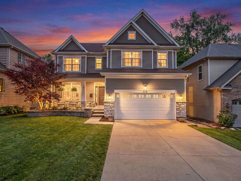 Photo of 5810 Washington Street, Downers Grove, IL 60516 (MLS # 12672907)
