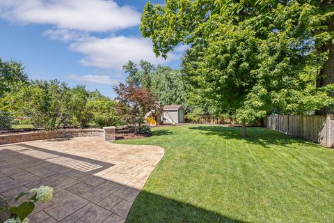 Tiny photo for 5810 Washington Street, Downers Grove, IL 60516 (MLS # 12672907)