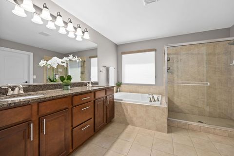Tiny photo for 5810 Washington Street, Downers Grove, IL 60516 (MLS # 12672907)