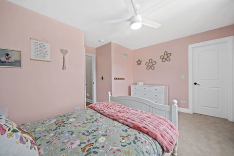 Tiny photo for 5810 Washington Street, Downers Grove, IL 60516 (MLS # 12672907)
