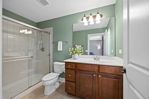 Tiny photo for 5810 Washington Street, Downers Grove, IL 60516 (MLS # 12672907)