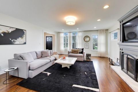 Tiny photo for 274 N Oak Street, Elmhurst, IL 60126 (MLS # 12609458)