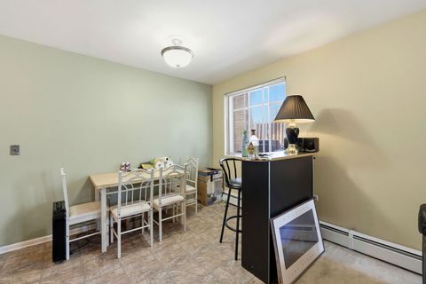 Tiny photo for 1609 Howard Street #2, Evanston, IL 60202 (MLS # 12696642)