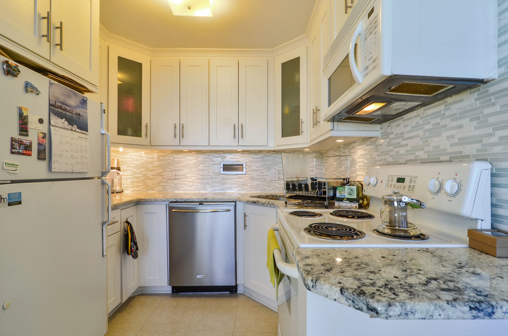 440 N WABASH Avenue 3302