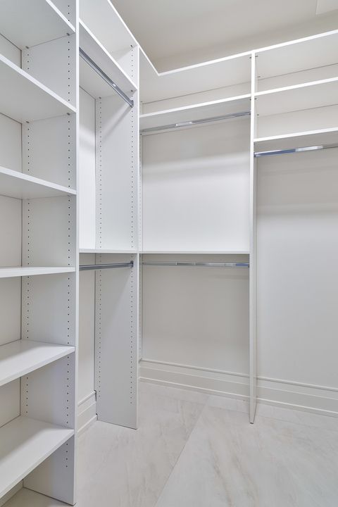 Tiny photo for 1633 W Balmoral Avenue, Chicago, IL 60640 (MLS # 12490927)