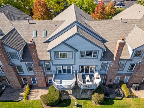 Tiny photo for 110 Waterside Place, Burr Ridge, IL 60527 (MLS # 12464755)