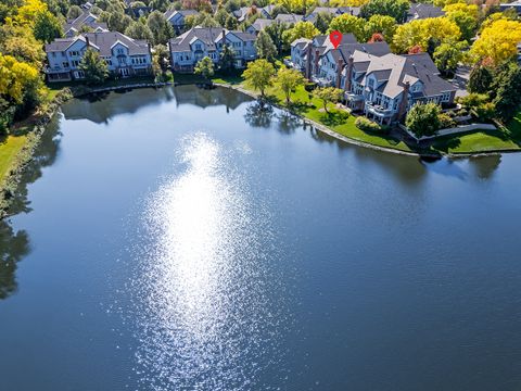 Tiny photo for 110 Waterside Place, Burr Ridge, IL 60527 (MLS # 12464755)