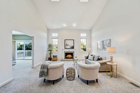 Tiny photo for 110 Waterside Place, Burr Ridge, IL 60527 (MLS # 12464755)