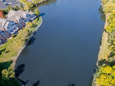 Tiny photo for 110 Waterside Place, Burr Ridge, IL 60527 (MLS # 12464755)