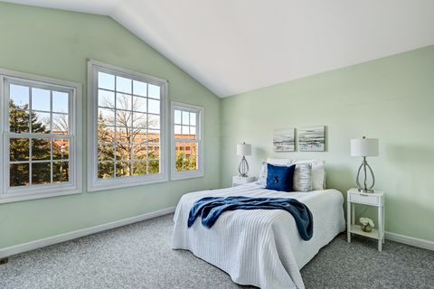 Tiny photo for 110 Waterside Place, Burr Ridge, IL 60527 (MLS # 12464755)