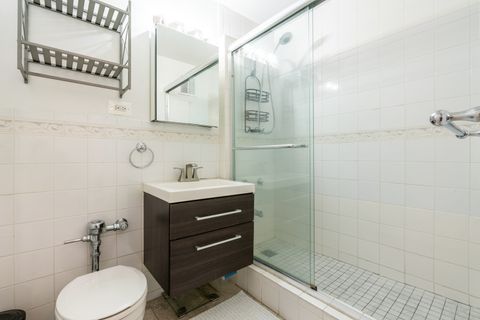 Tiny photo for 6030 N Sheridan Road #508, Chicago, IL 60660 (MLS # 12599766)