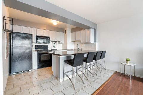 Tiny photo for 6030 N Sheridan Road #508, Chicago, IL 60660 (MLS # 12599766)