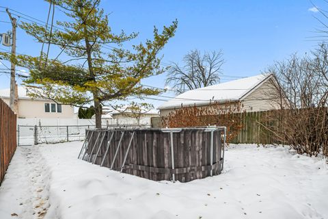 Tiny photo for 7727 New England Avenue, Burbank, IL 60459 (MLS # 12531093)