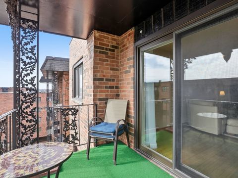 Tiny photo for 9332 Landings Lane #604, Des Plaines, IL 60016 (MLS # 12579852)