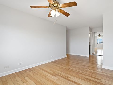 Tiny photo for 9332 Landings Lane #604, Des Plaines, IL 60016 (MLS # 12579852)