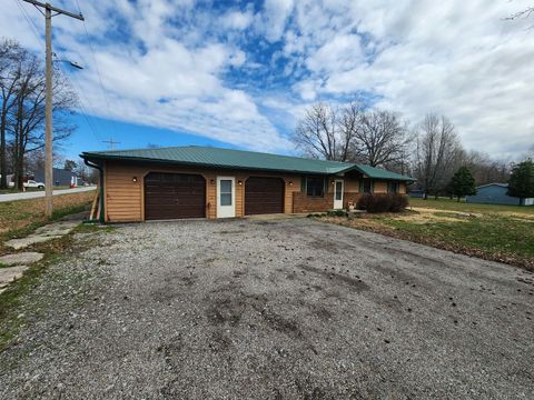 Tiny photo for 17001 Lowry Avenue, Benton, IL 62812 (MLS # 12595488)