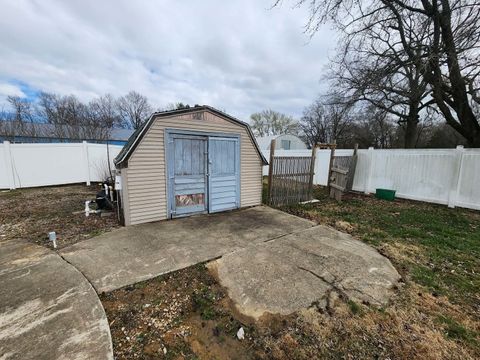 Tiny photo for 17001 Lowry Avenue, Benton, IL 62812 (MLS # 12595488)
