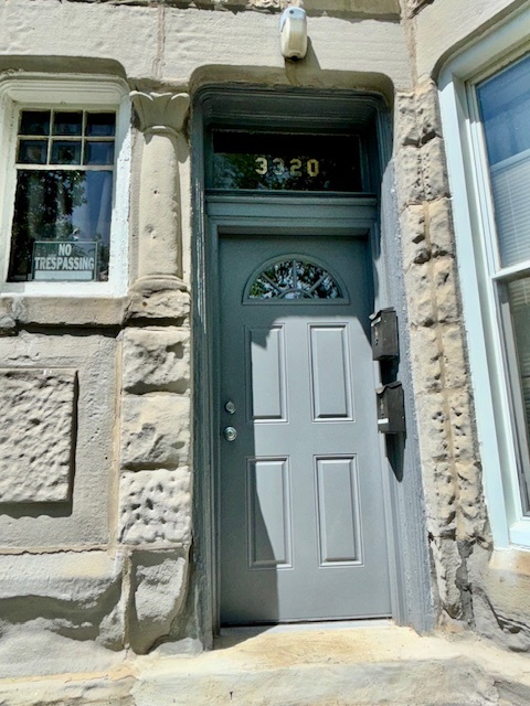 3320 W MONROE Street