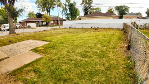 Tiny photo for 15501 Maryland Avenue, Dolton, IL 60419 (MLS # 12677069)