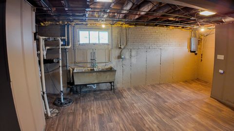 Tiny photo for 15501 Maryland Avenue, Dolton, IL 60419 (MLS # 12677069)