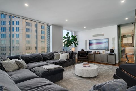 Tiny photo for 1000 N LAKE SHORE Plaza #47AB, Chicago, IL 60611 (MLS # 12567188)