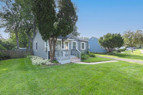 Tiny photo for 245 S Edison Avenue, Elgin, IL 60123 (MLS # 12431415)
