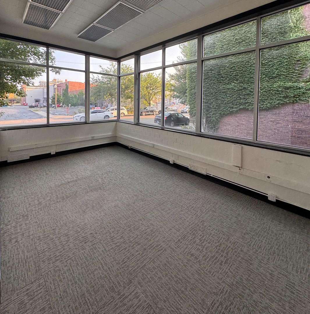 110 W Jefferson Street