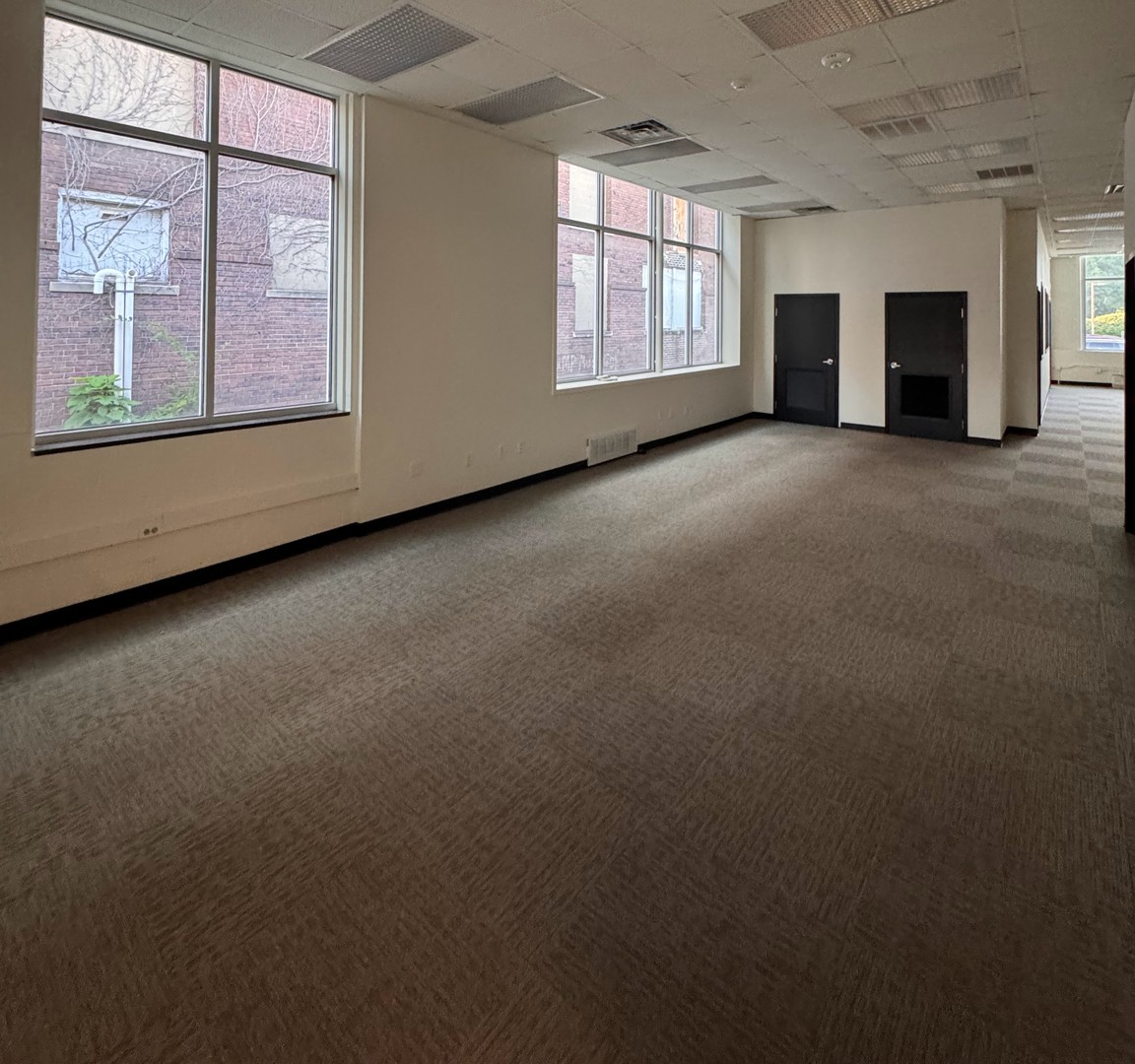 110 W Jefferson Street