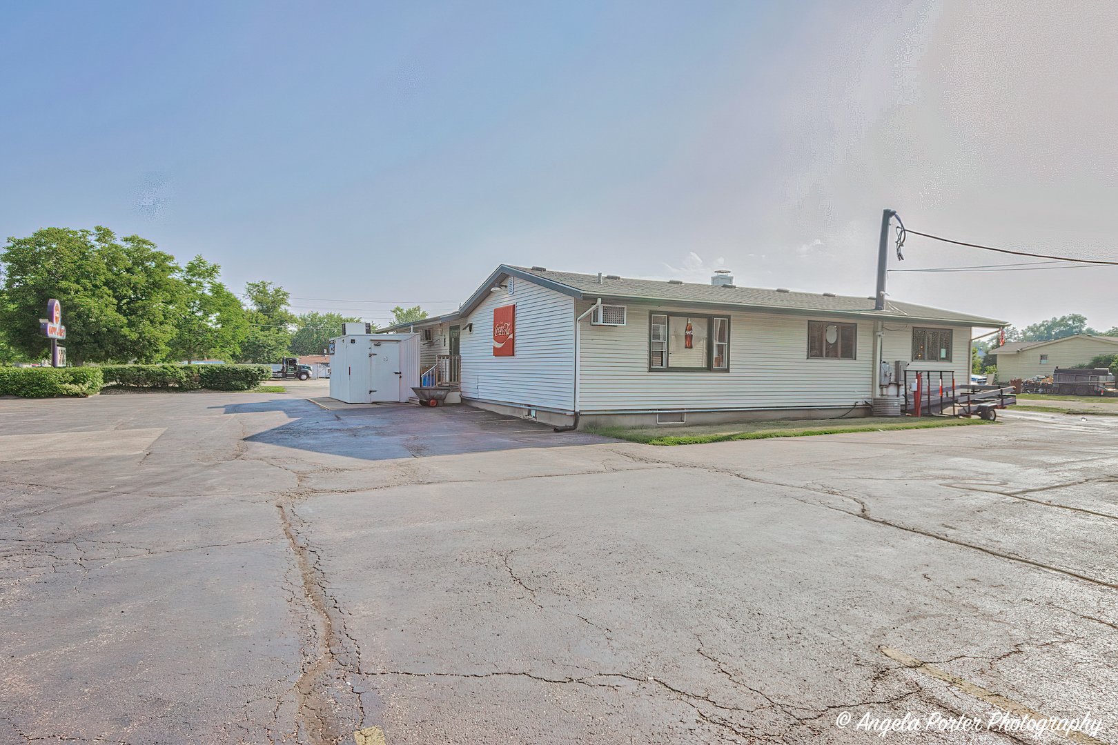 4911 W Elm Street